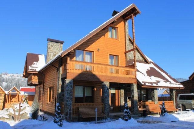 Hotel Sribni Rosy à Mykulychyn Extérieur photo